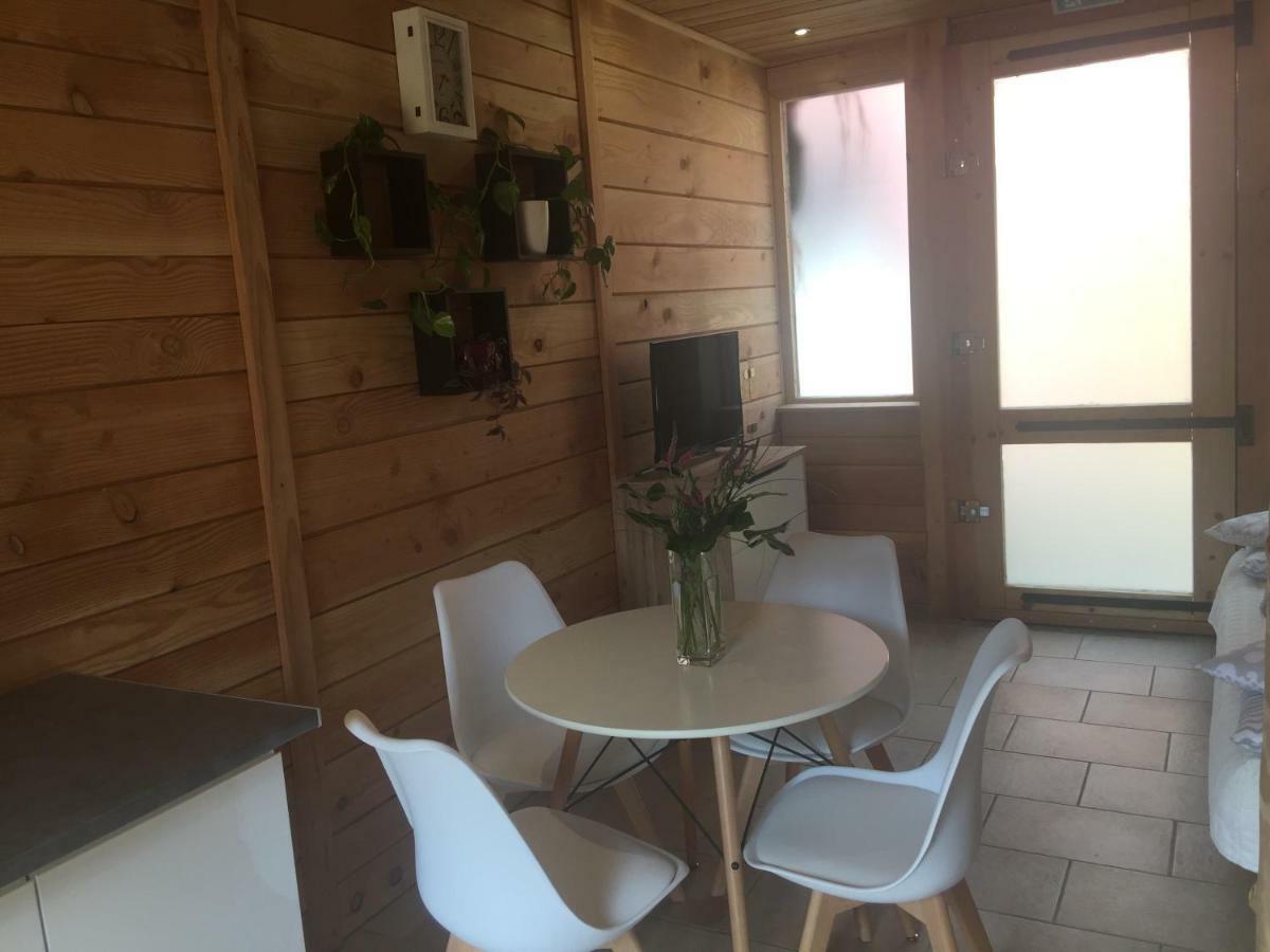 Gite Le Petit Muscat A Eguisheim Bagian luar foto